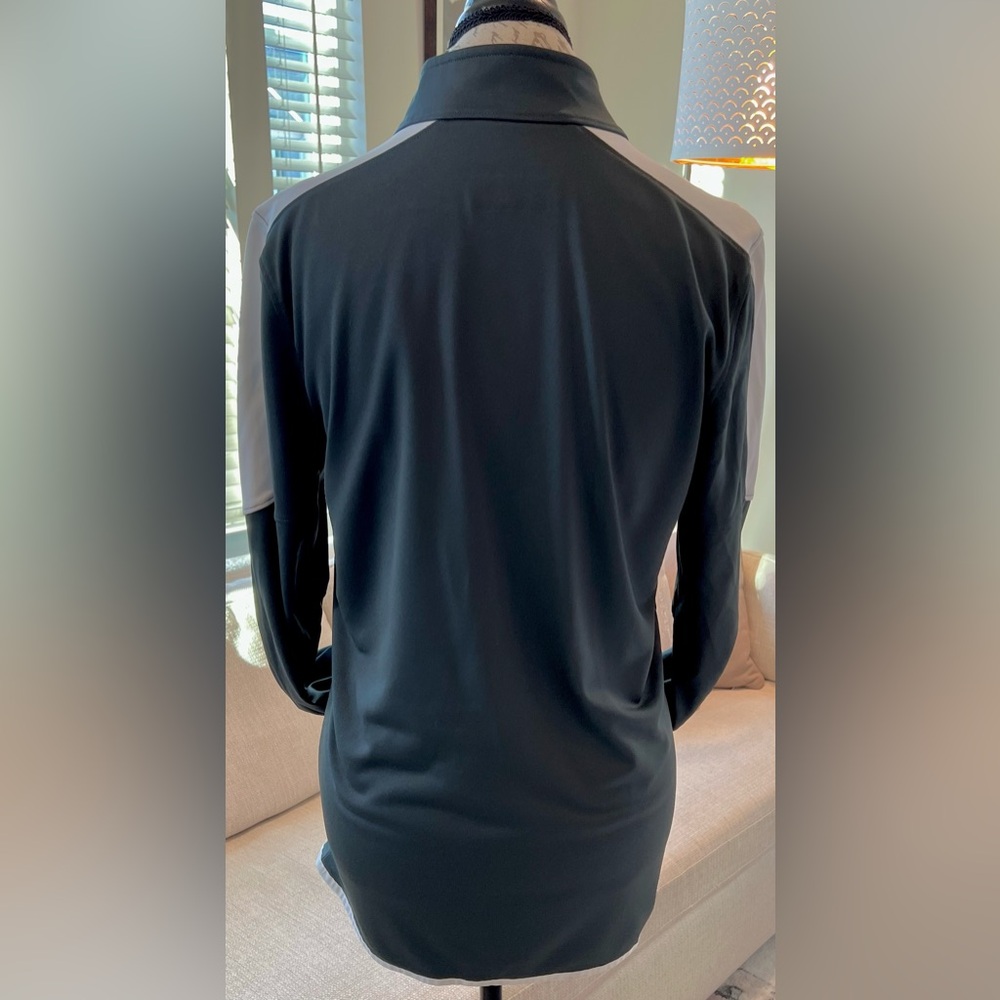 Under Armour RIVAL Relaxed Fit Gray and White Zip-Up Jacket - Picture 2 of 13